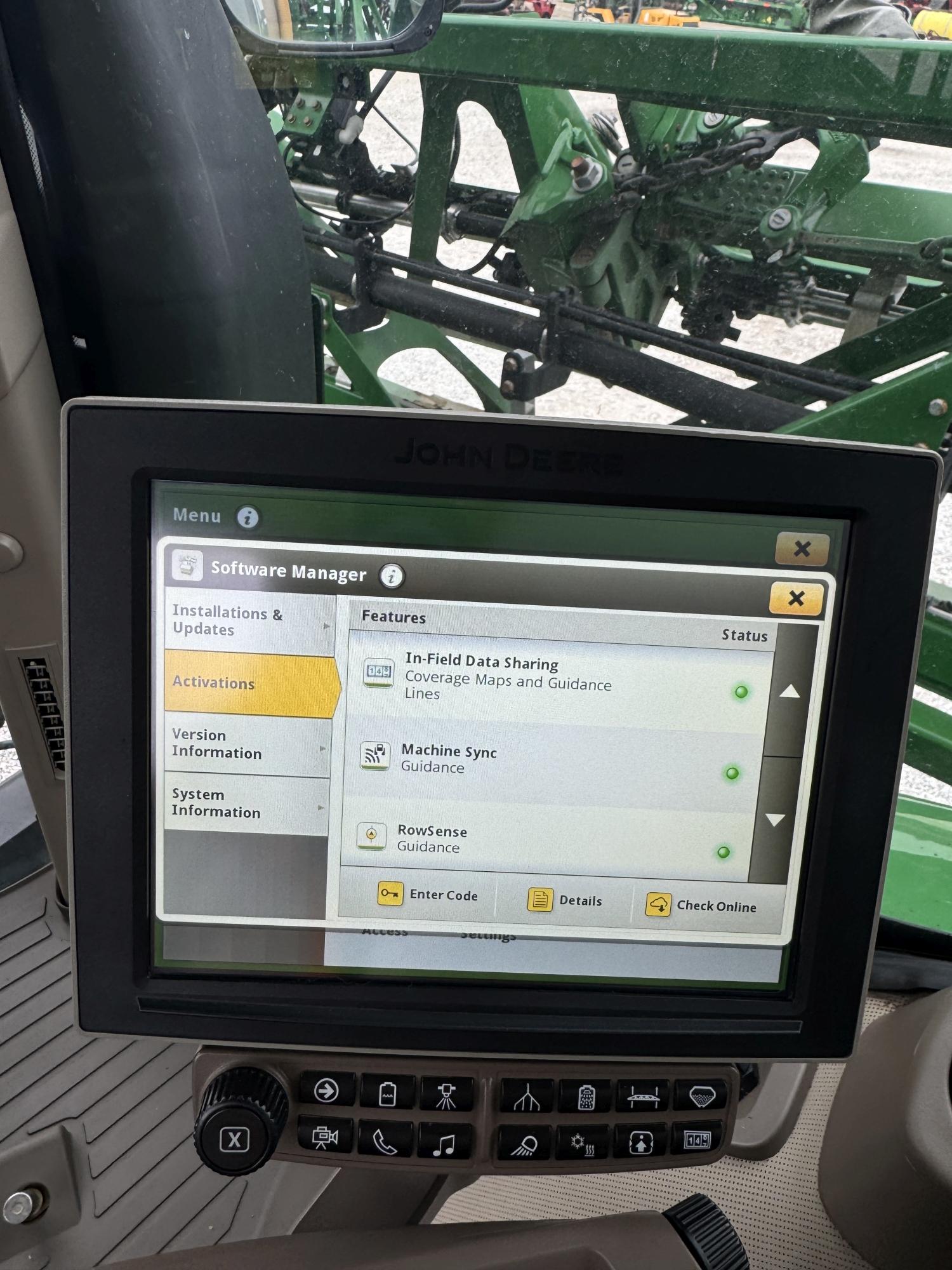 John Deere R4038 Sprayer, 2019