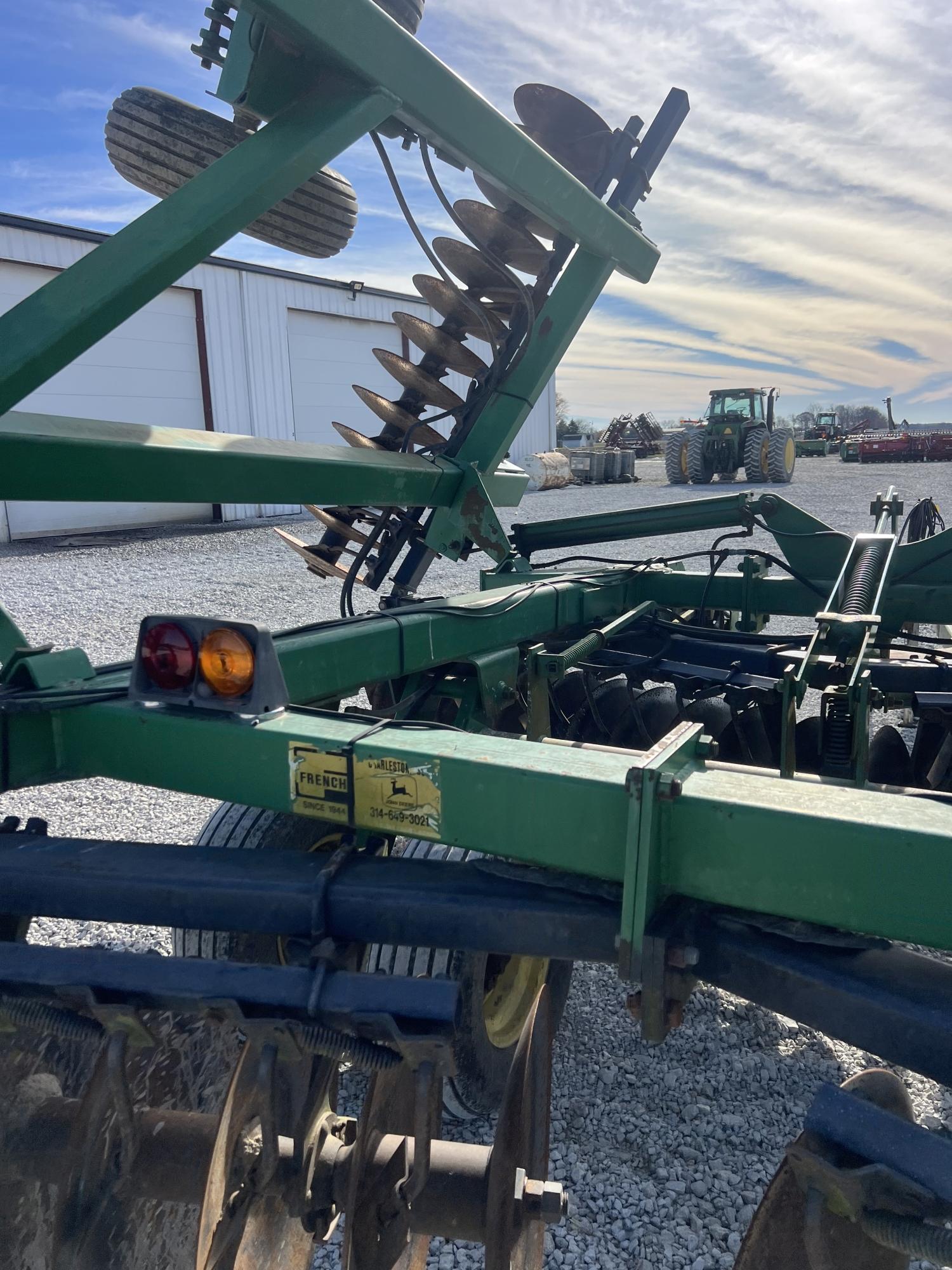 John Deere 630 Disk