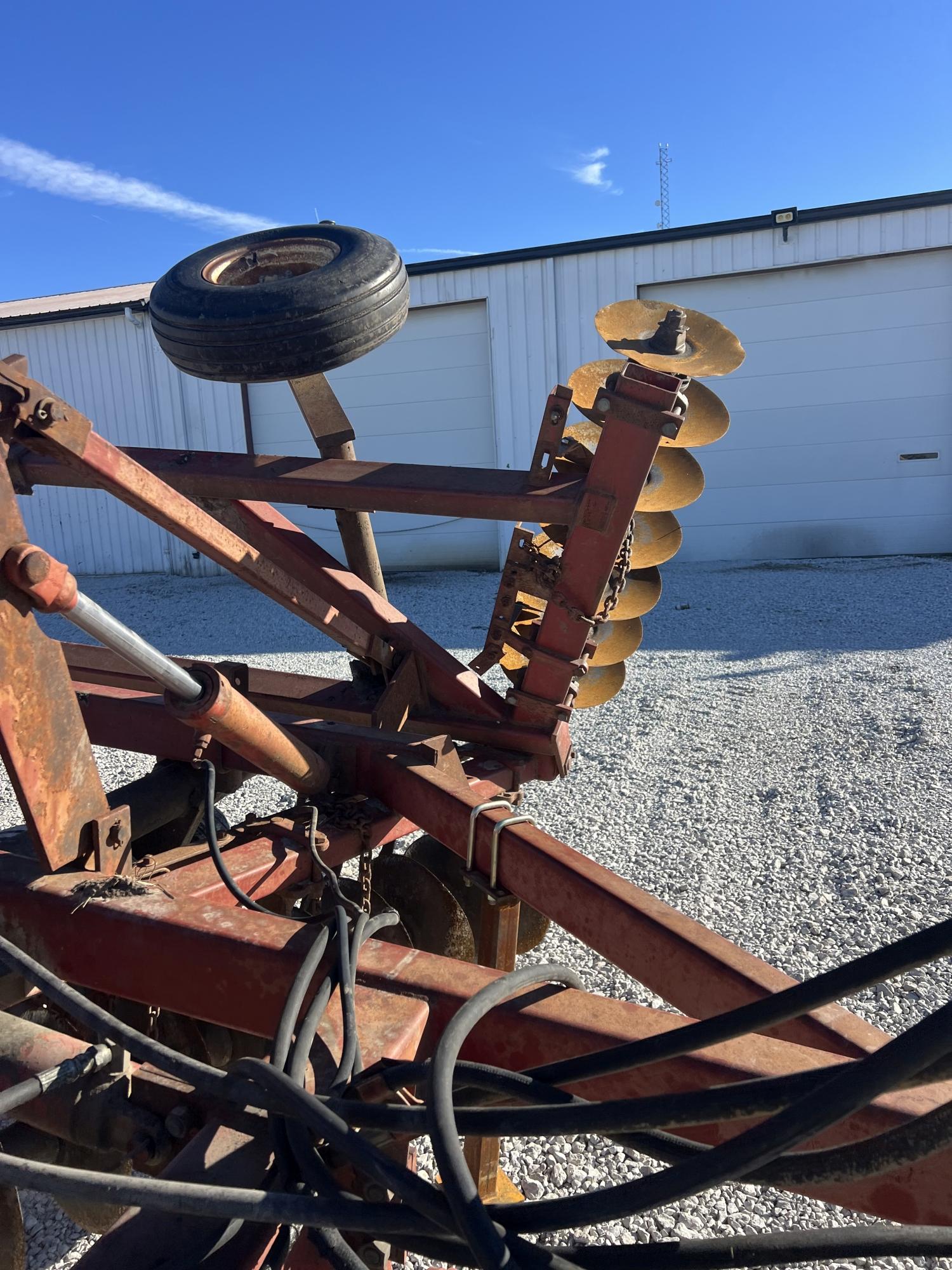 International 490 Disk