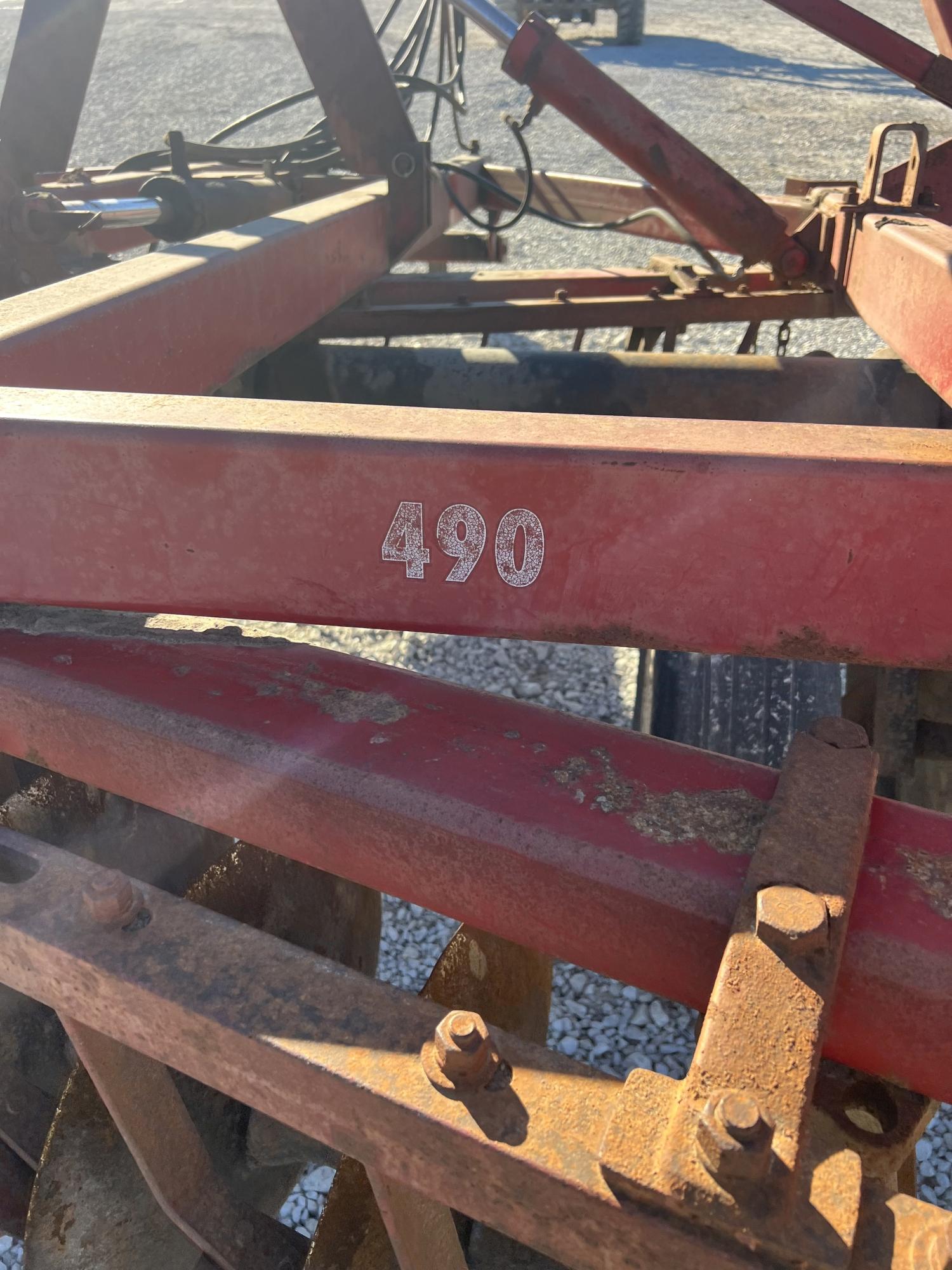 International 490 Disk