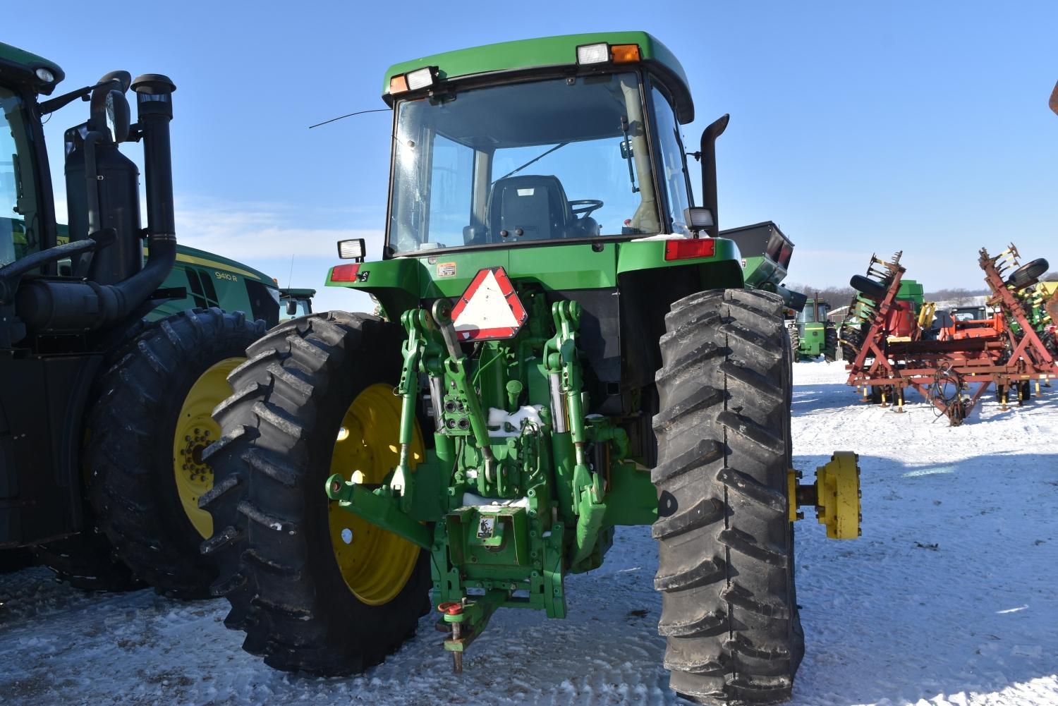 John Deere 7800 Tractor