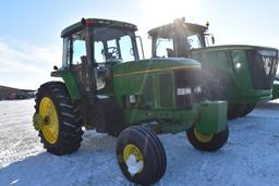 John Deere 7800 Tractor