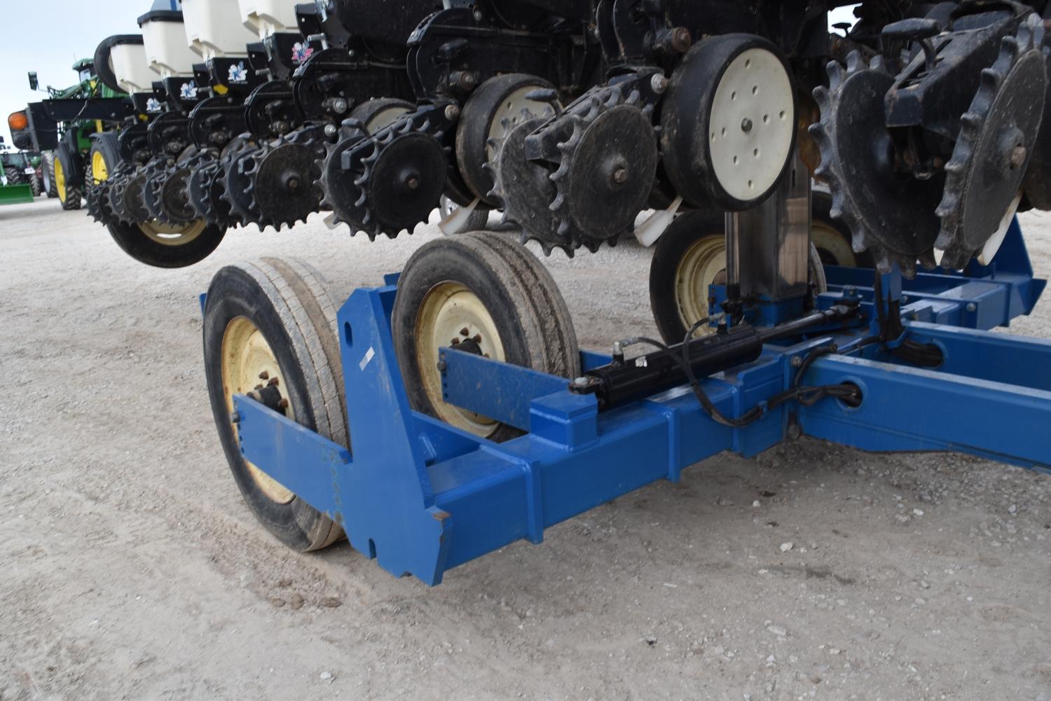 Kinze 3600 Planter, 2006