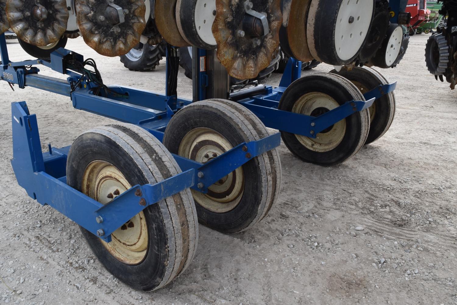 Kinze 3600 Planter, 2006