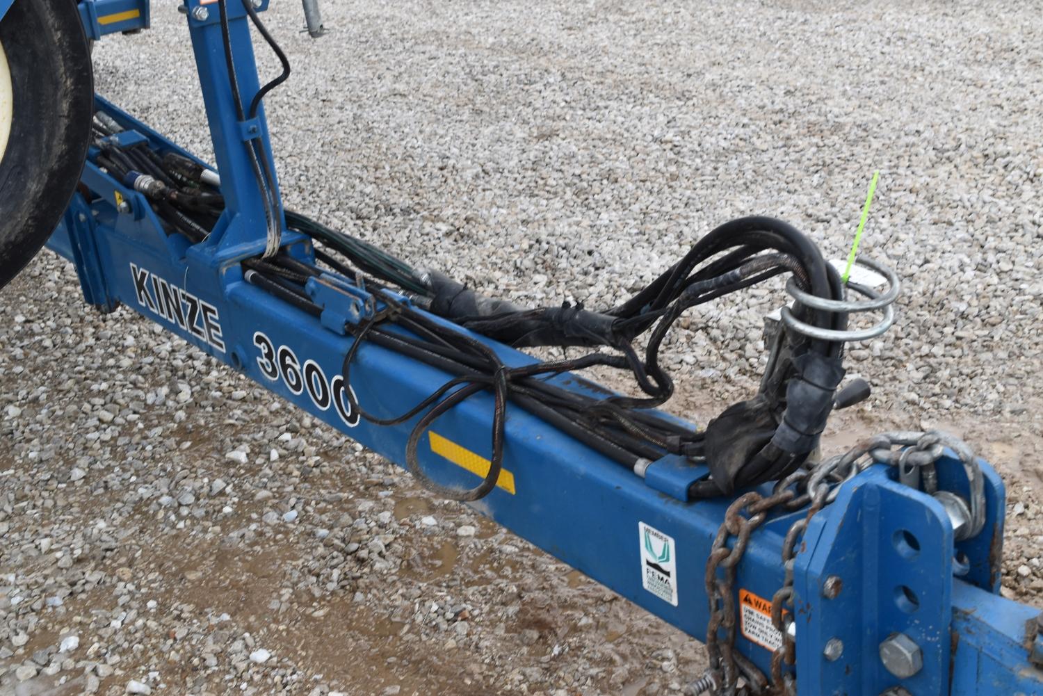 Kinze 3600 Planter, 2007
