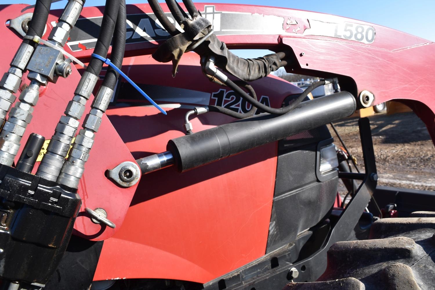 Case IH 120A Farmall