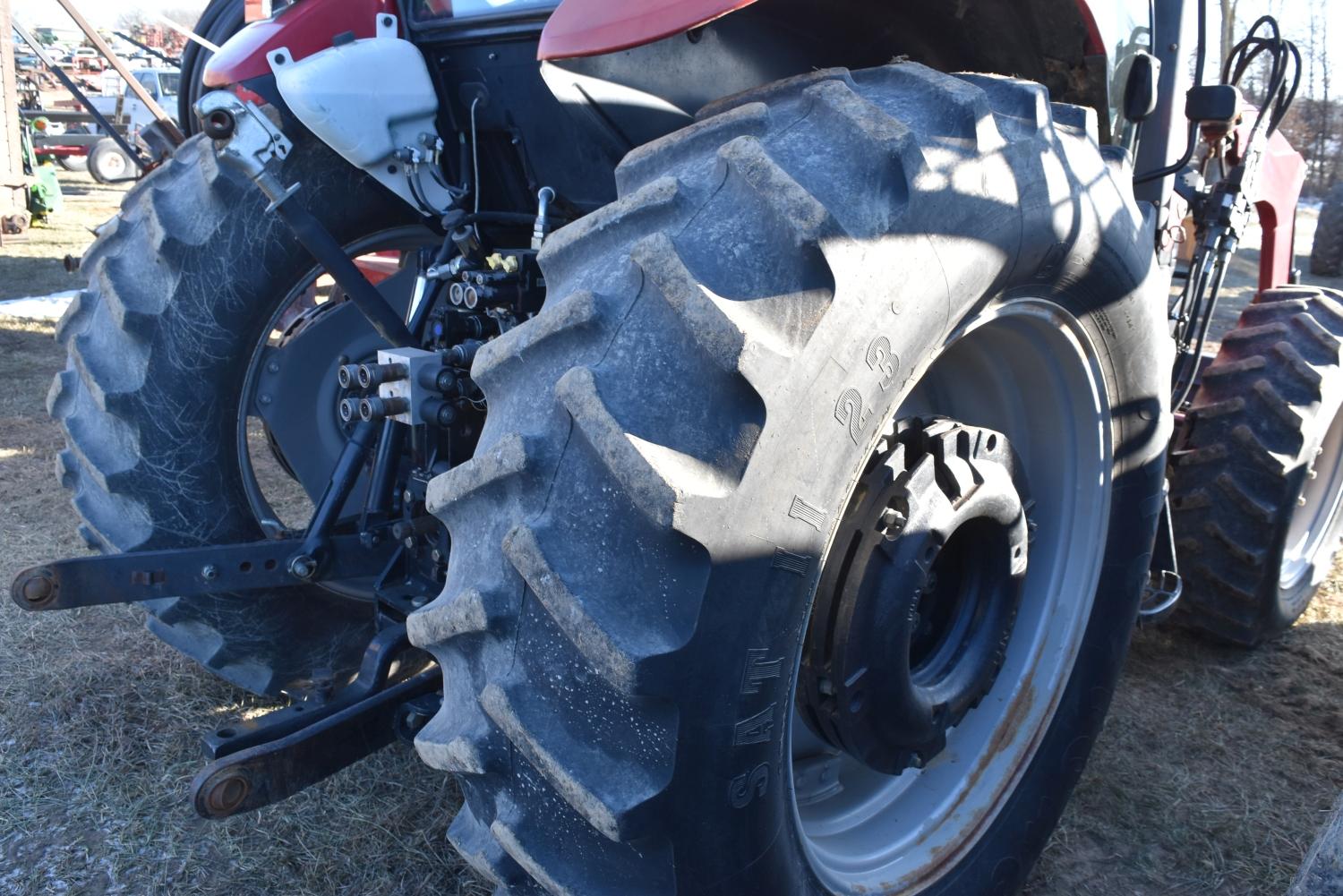 Case IH 120A Farmall
