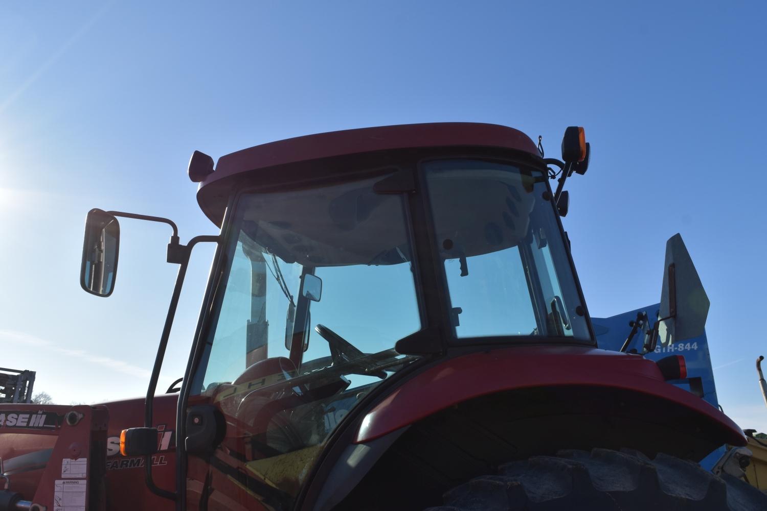 Case IH 120A Farmall