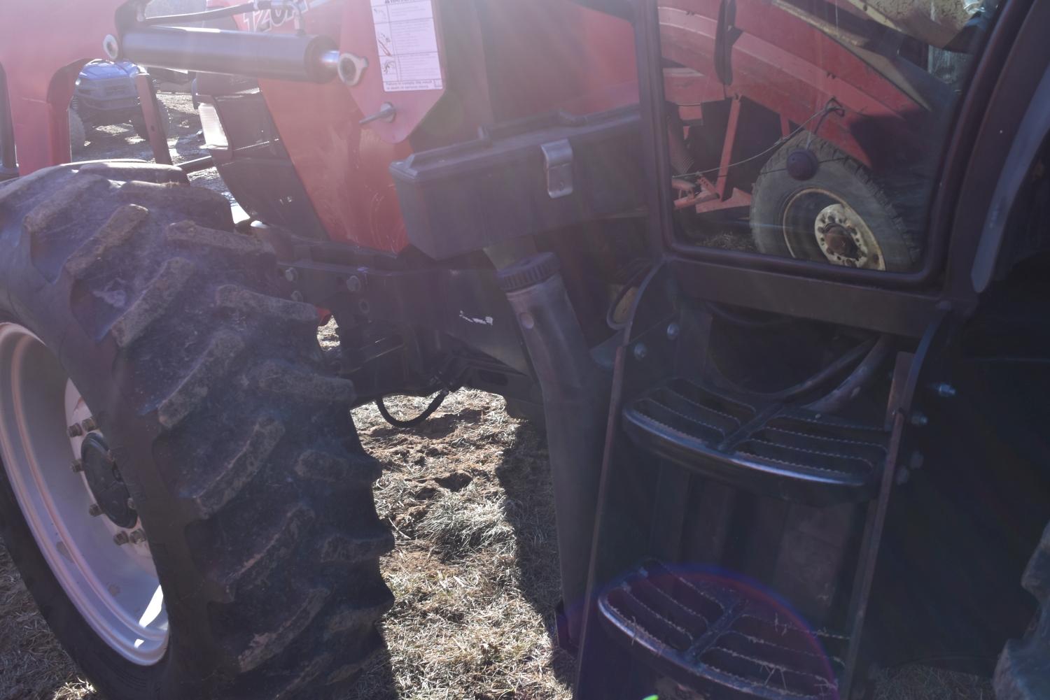 Case IH 120A Farmall