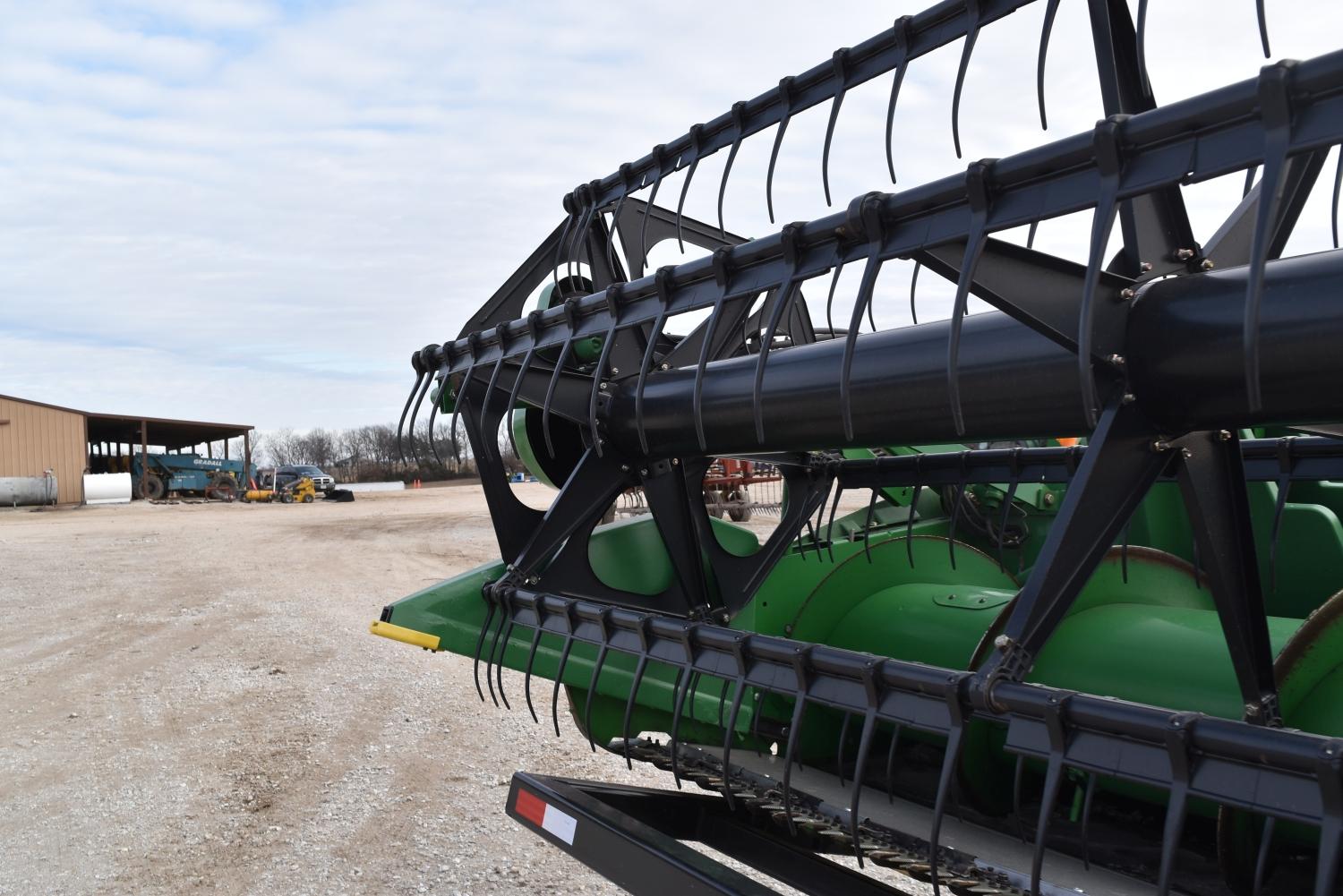 John Deere 625F, 2010