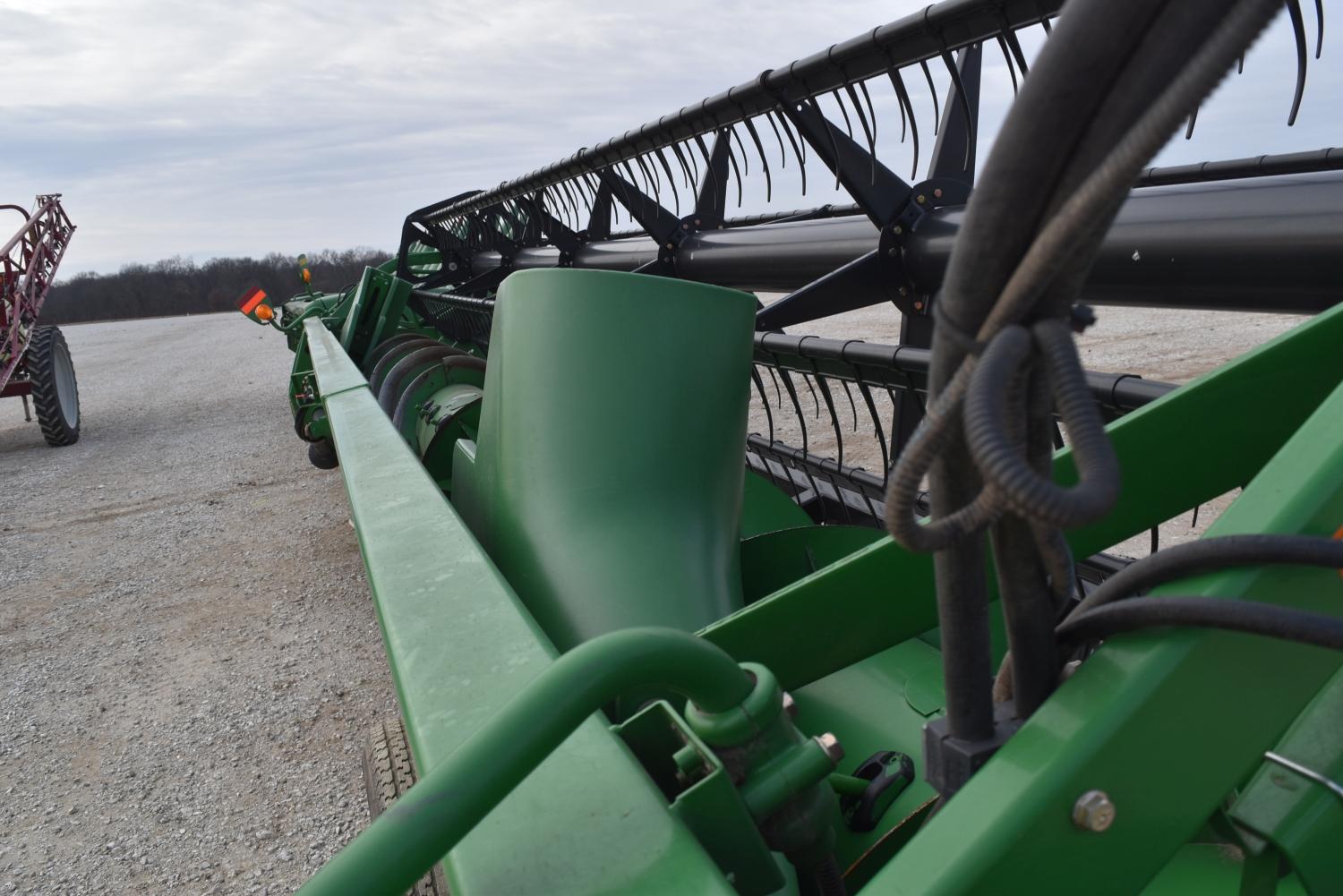 John Deere 625F, 2010