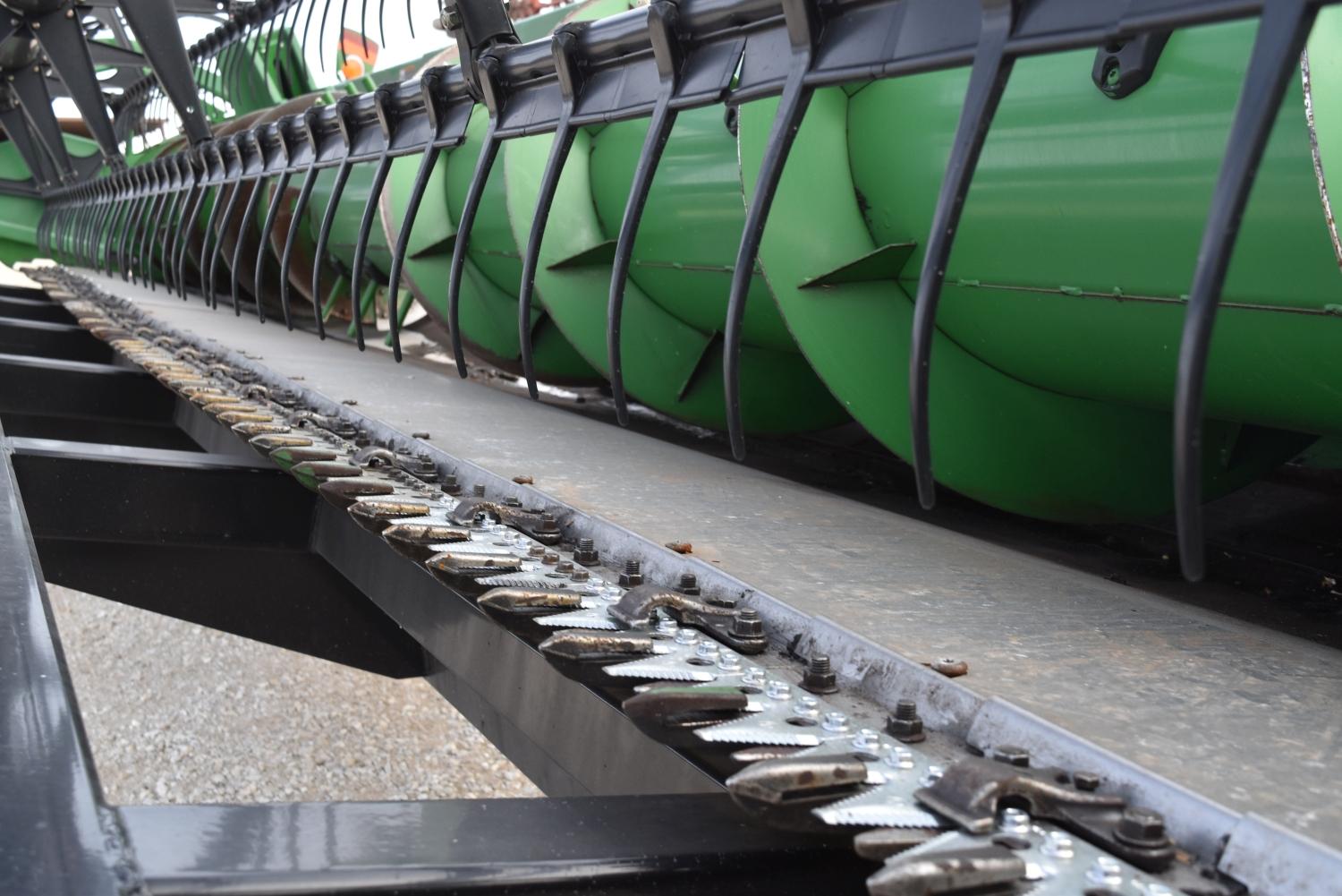 John Deere 625F, 2010