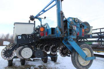 Kinze 2600 Planter