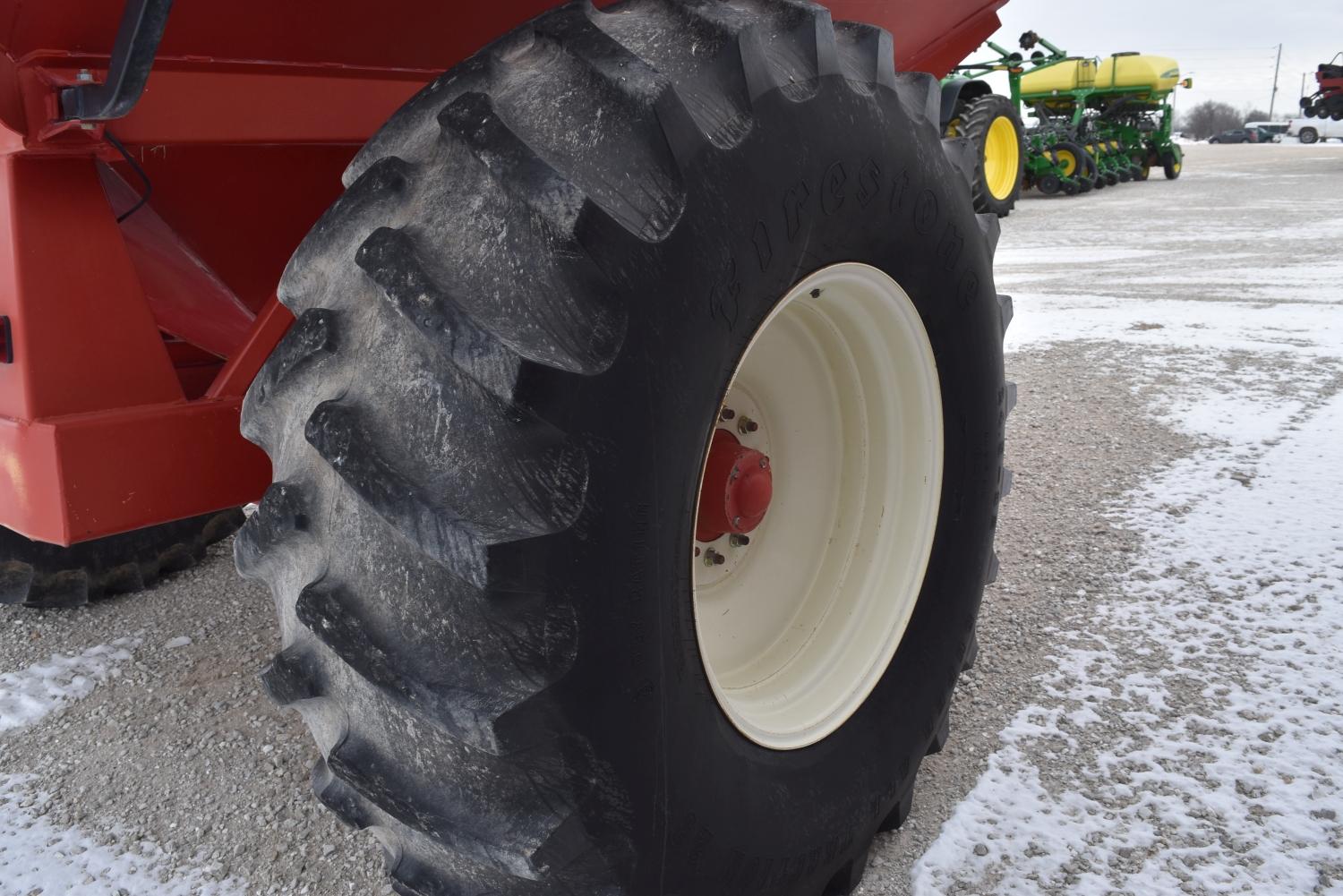 Brent 576 Grain Cart