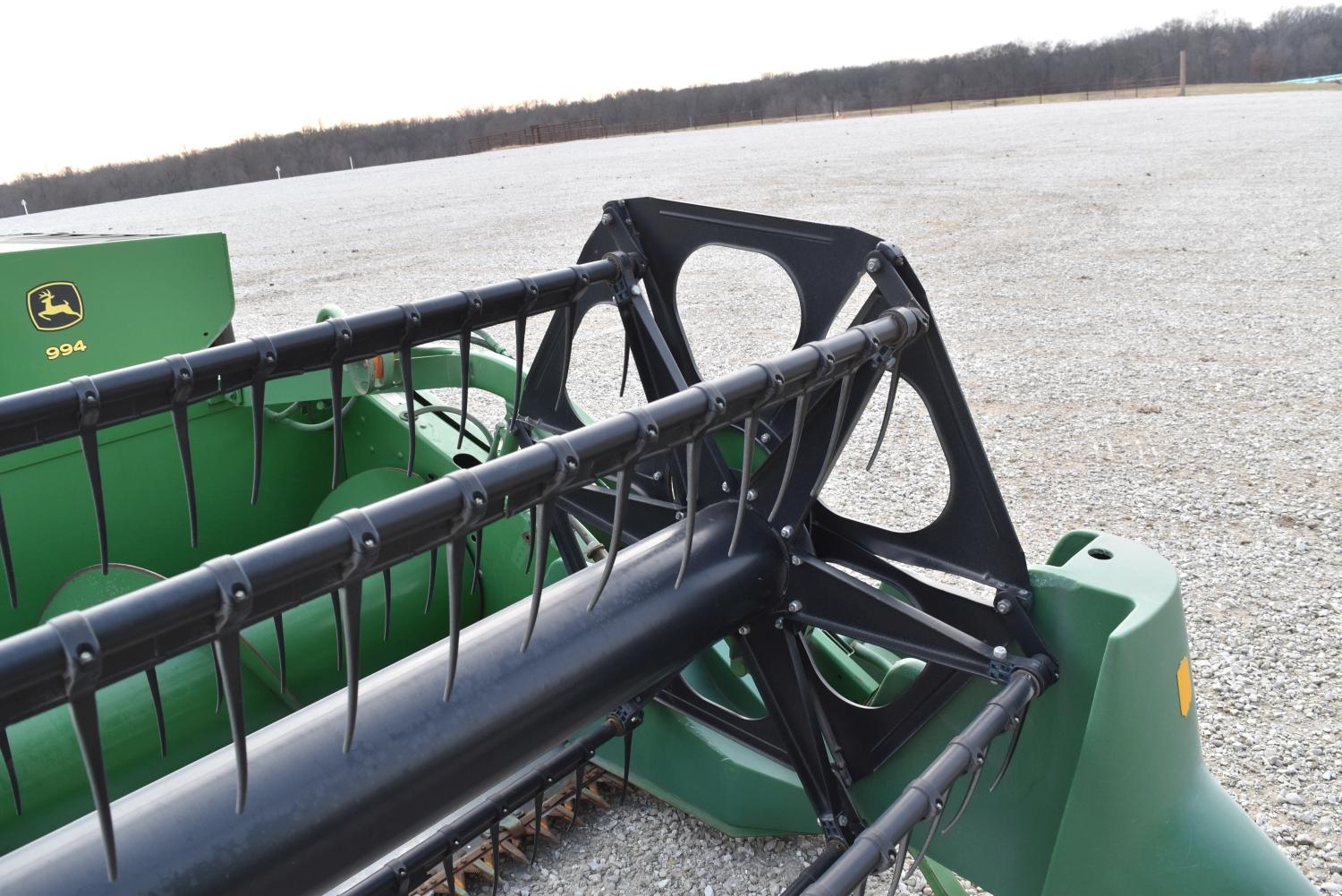 John Deere 925 Grain Platform