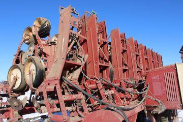 International 800 Cyclone Planter