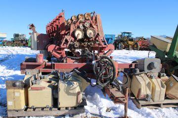 International 800 Cyclone Planter