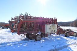 International 800 Cyclone Planter