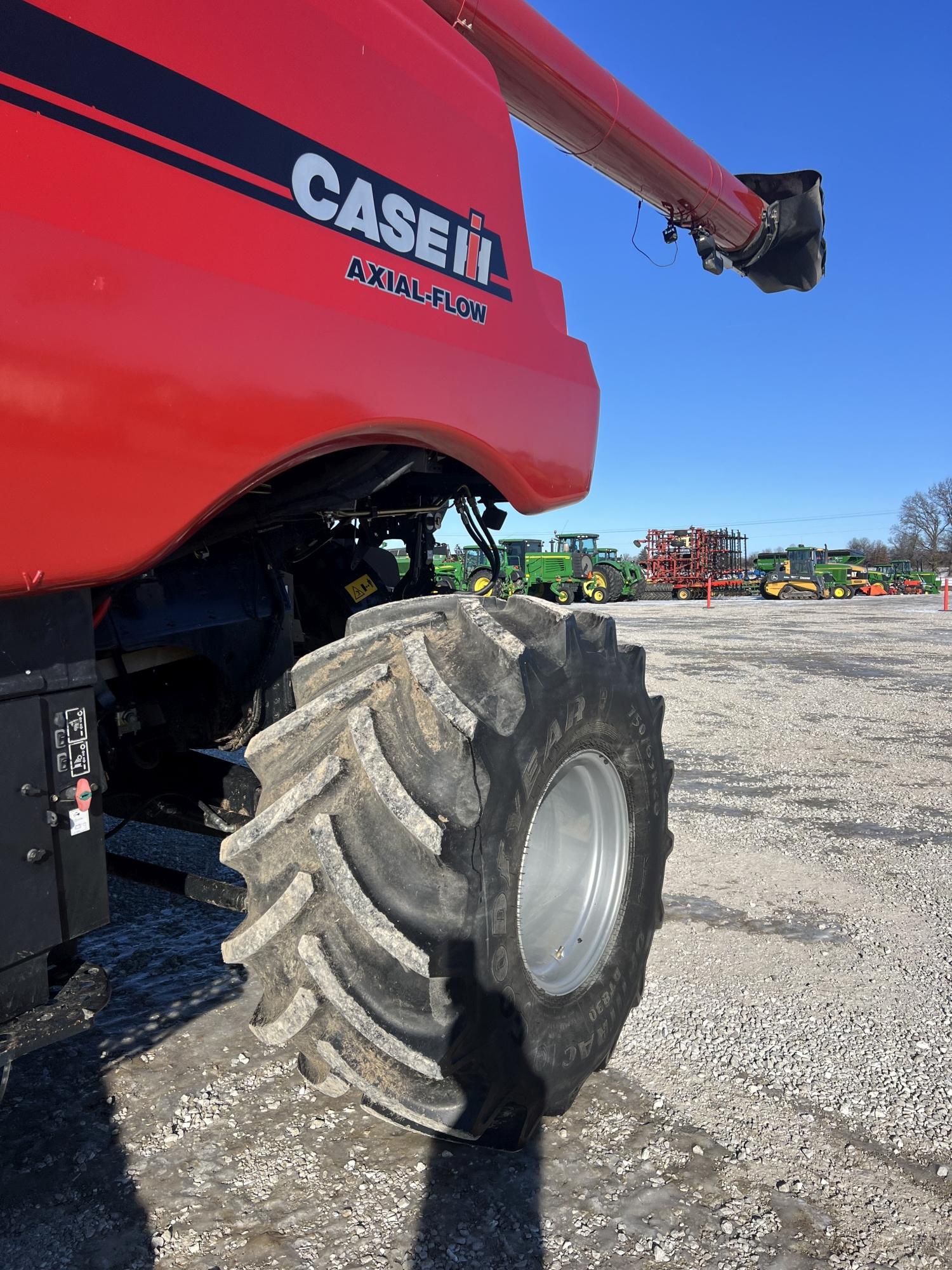 Case IH 8240 Combine, 2018