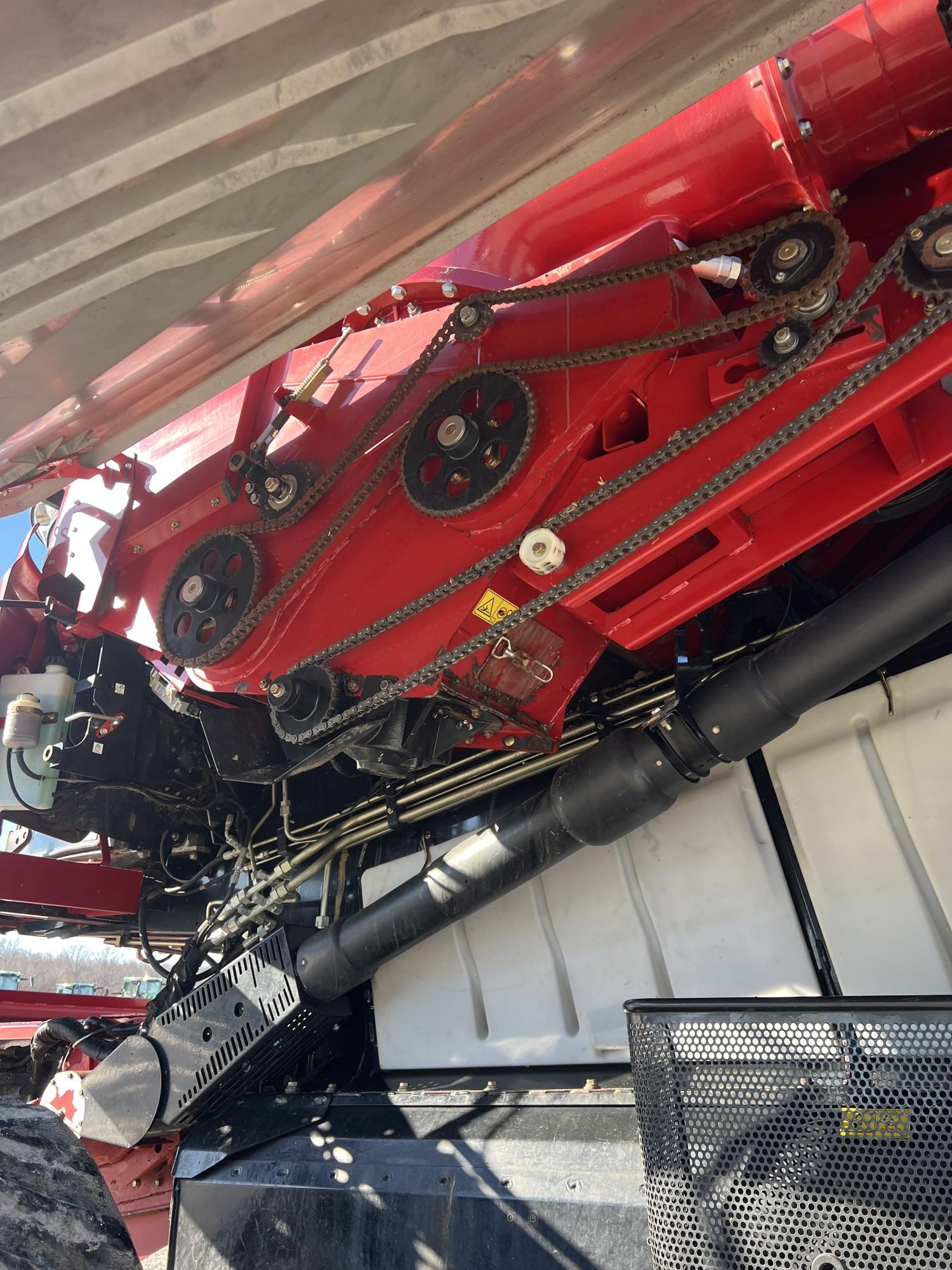 Case IH 8240 Combine, 2018