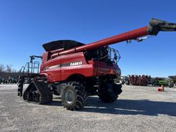 Case IH 8240 Combine, 2018