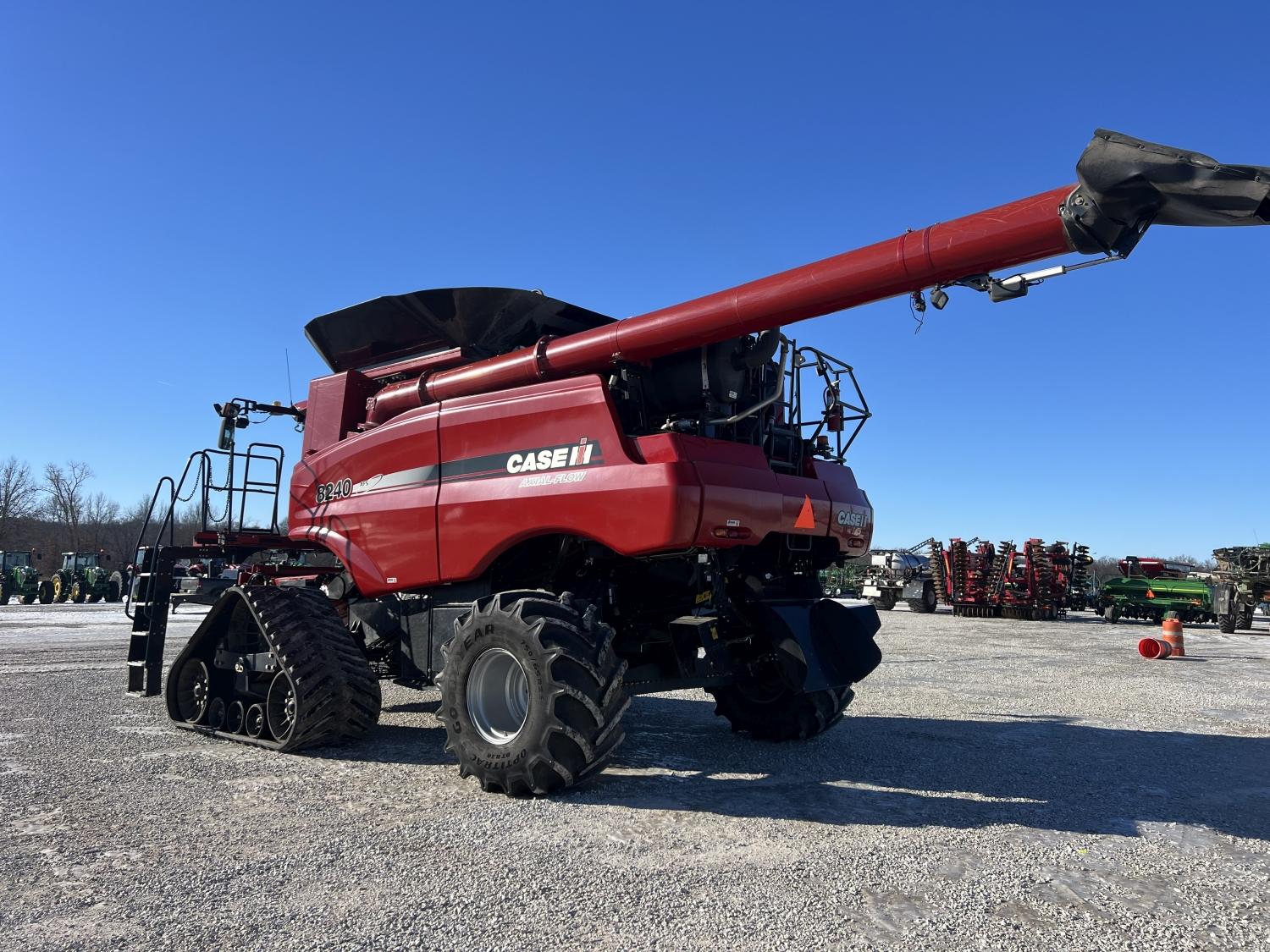 Case IH 8240 Combine, 2018