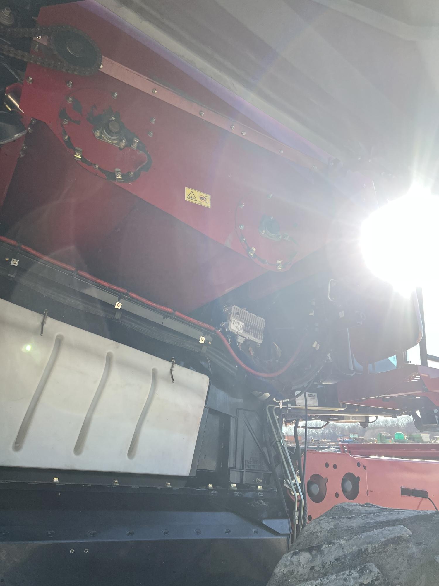 Case IH 8240 Combine, 2018