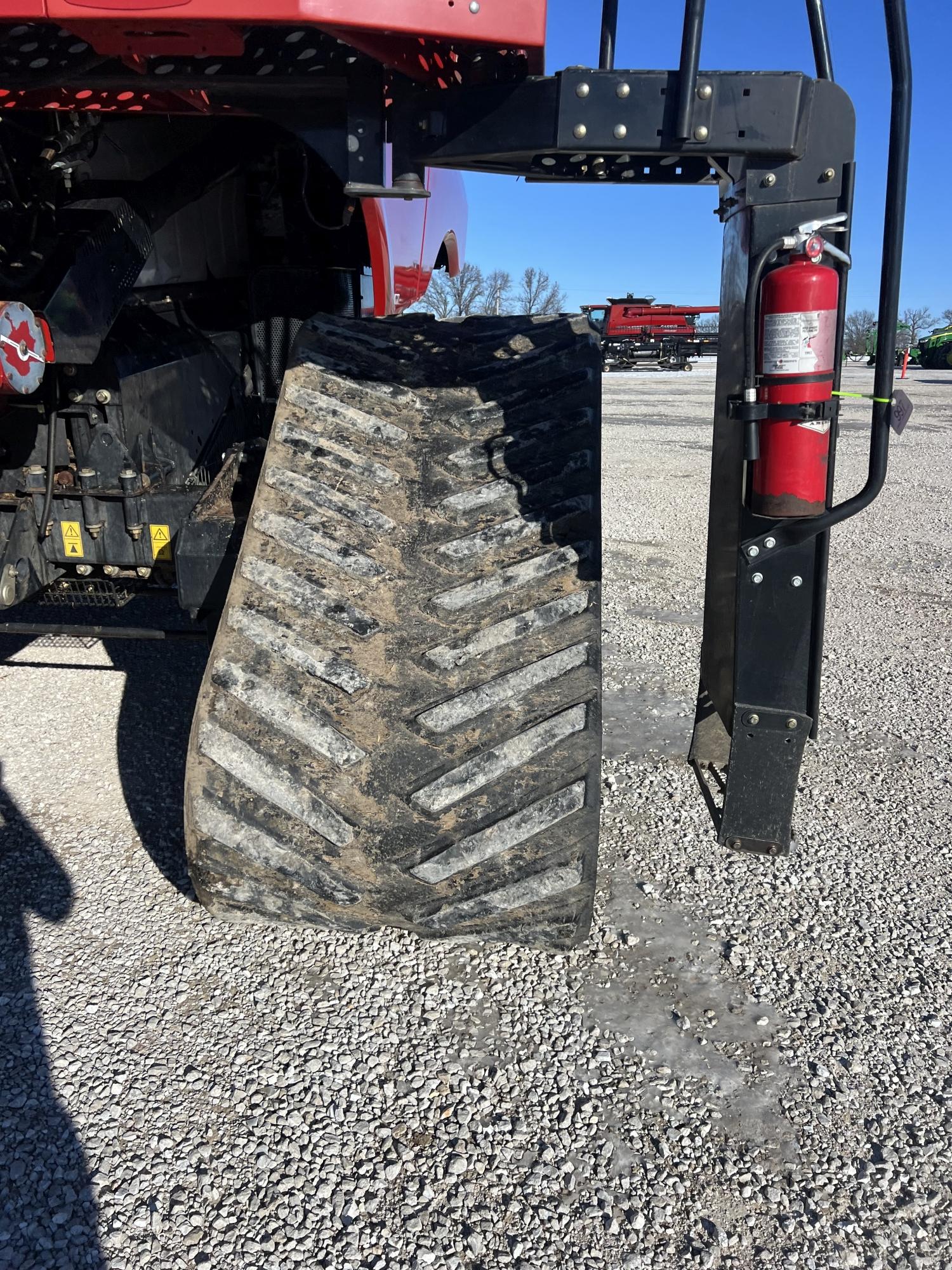 Case IH 8240 Combine, 2018