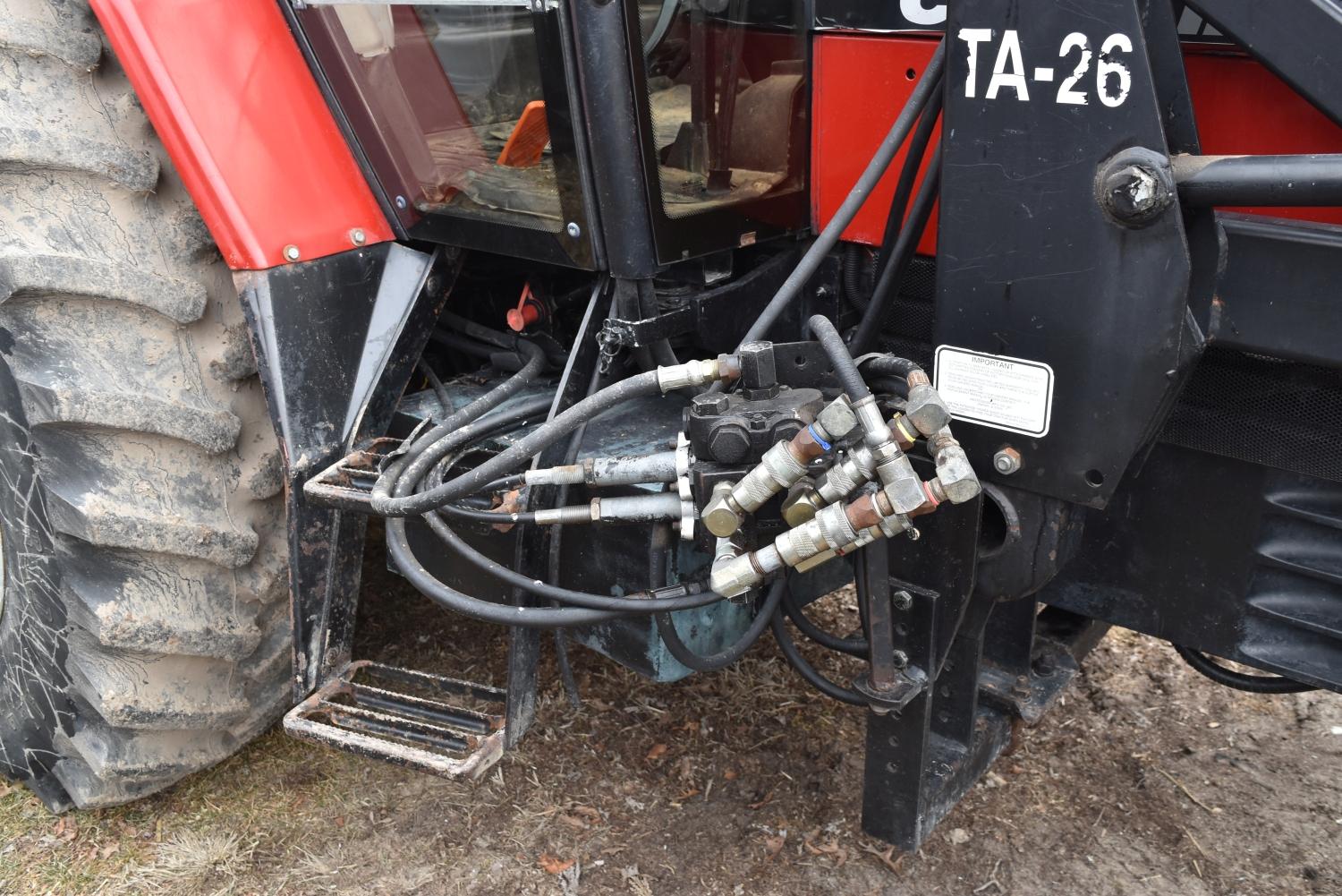 Case IH 5230 Tractor, 1994