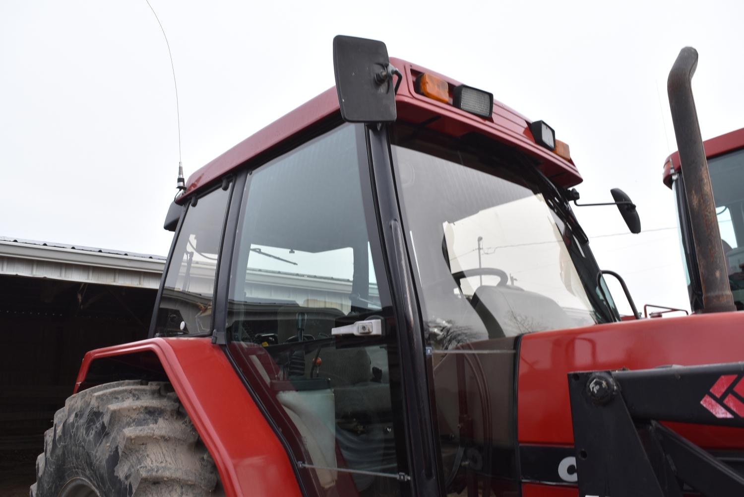 Case IH 5230 Tractor, 1994