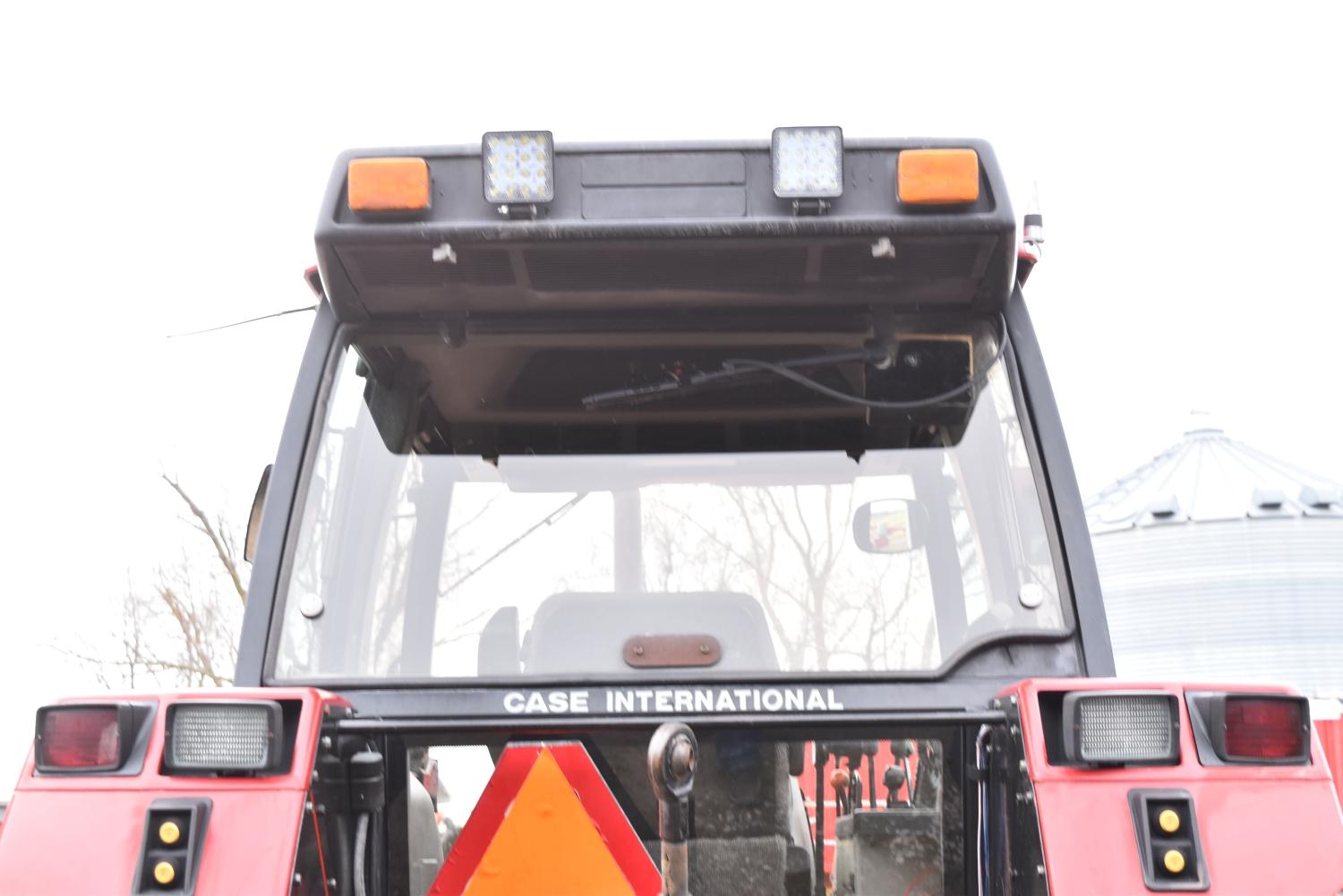 Case IH 5230 Tractor, 1994