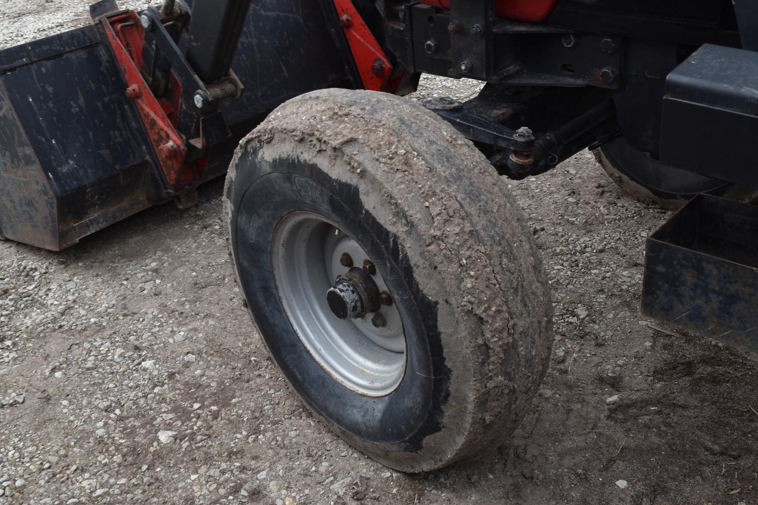 Case IH 5230 Tractor, 1994