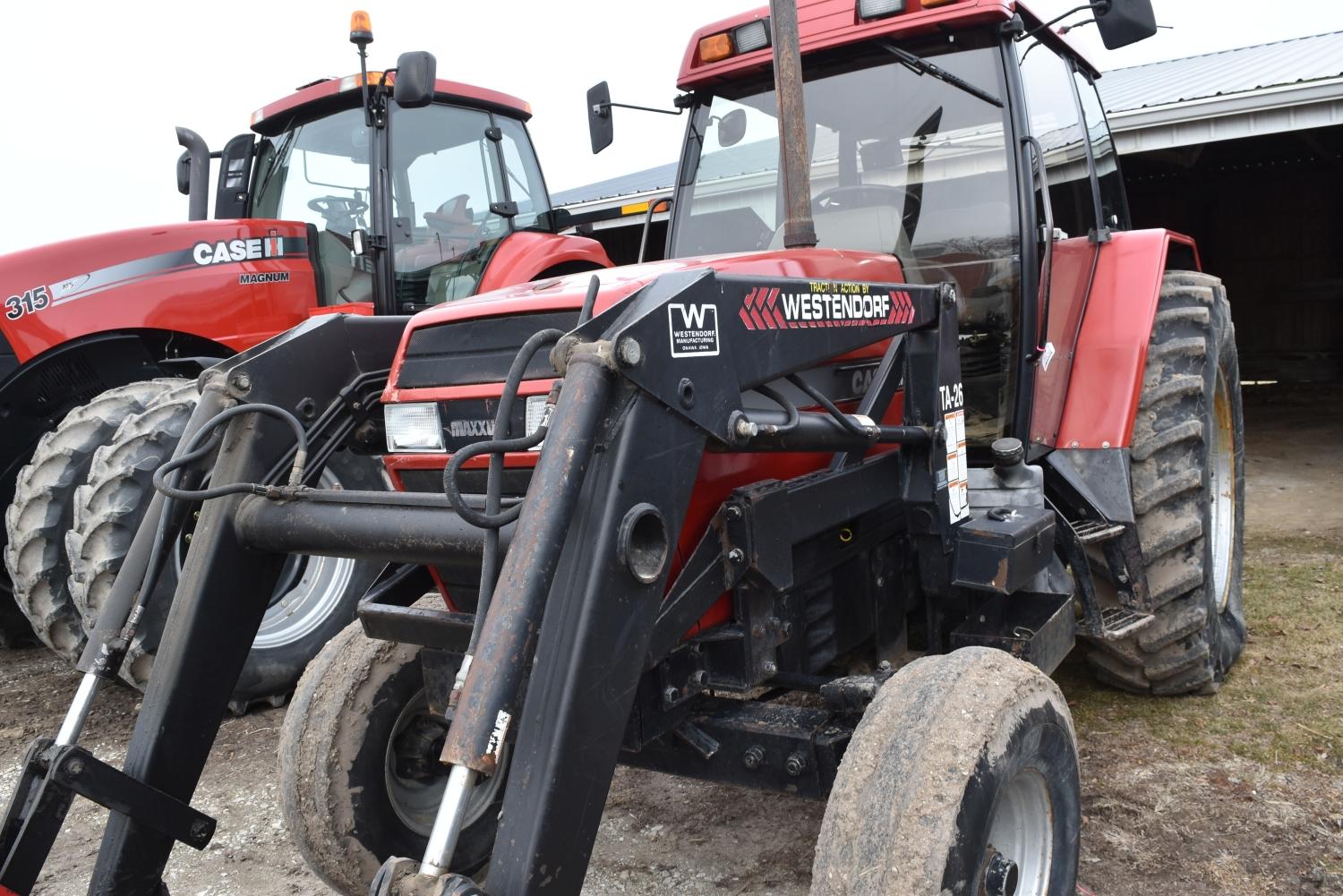 Case IH 5230 Tractor, 1994