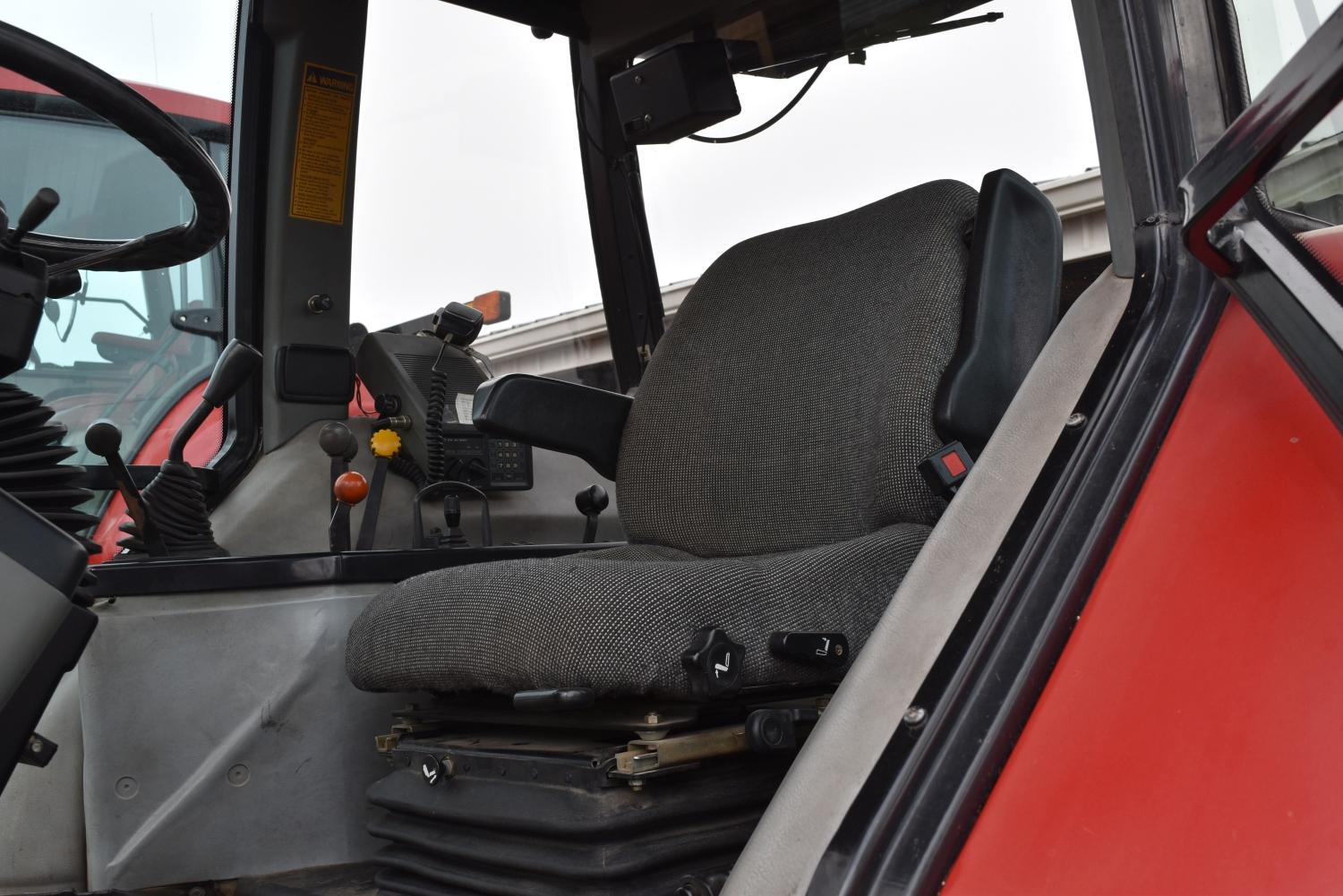 Case IH 5230 Tractor, 1994