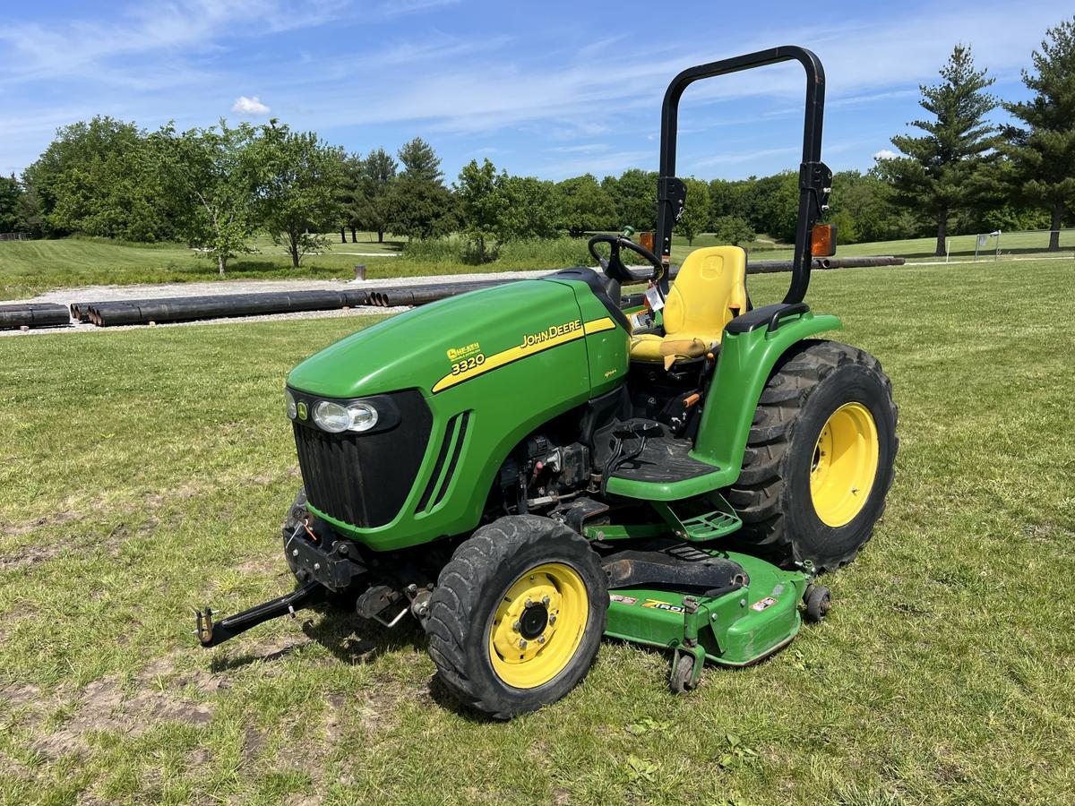 John Deere 3320 Tractor
