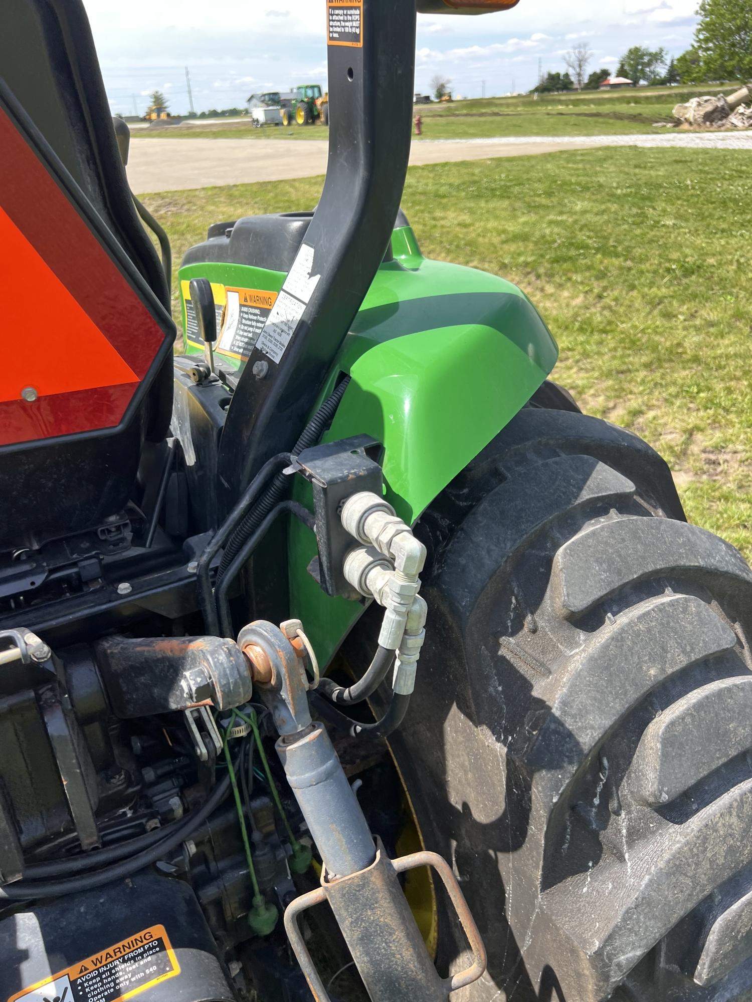 John Deere 3320 Tractor