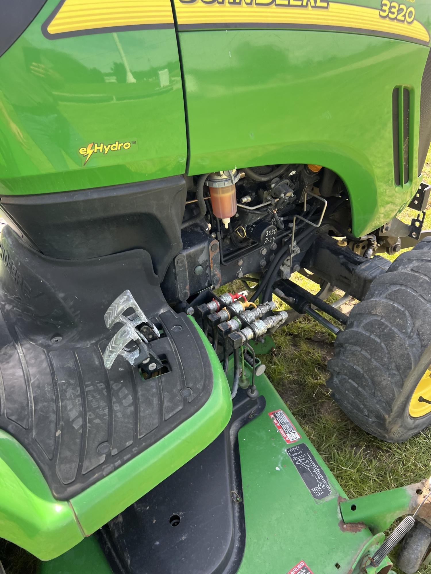 John Deere 3320 Tractor