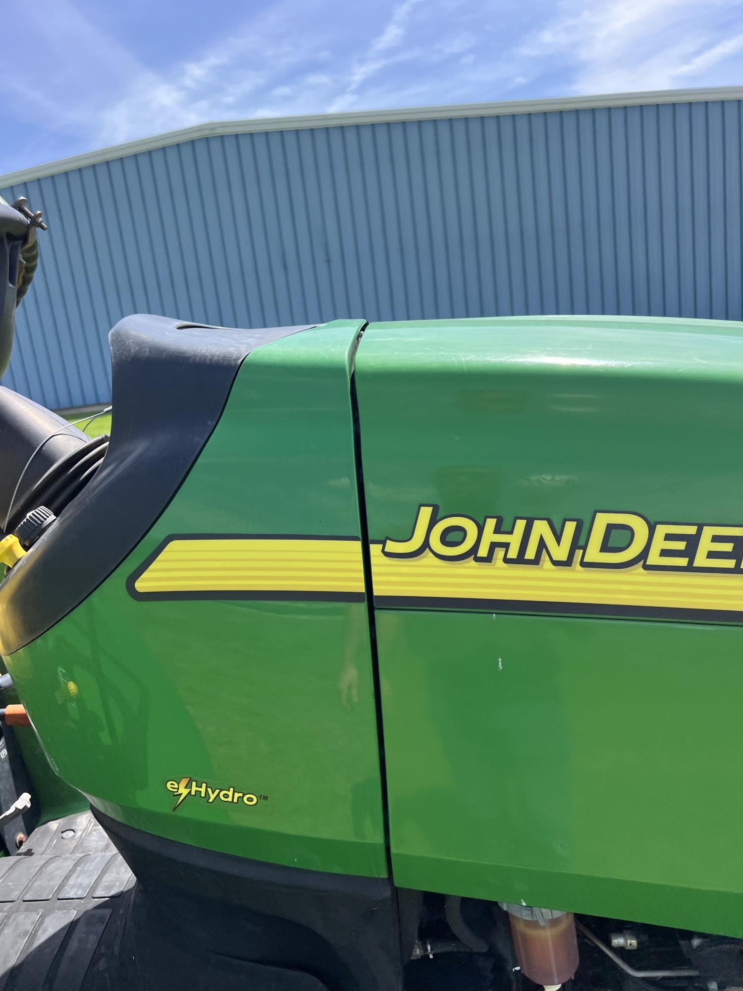 John Deere 3320 Tractor