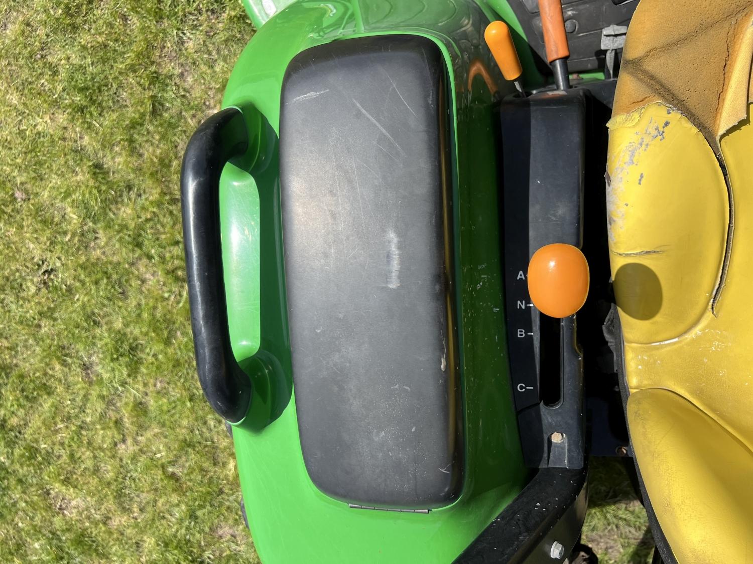 John Deere 3320 Tractor