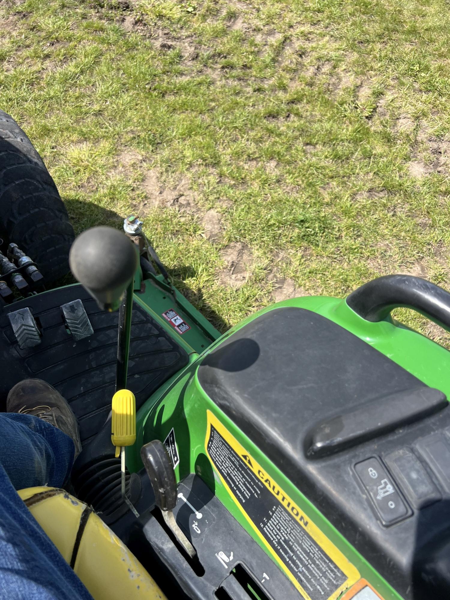 John Deere 3320 Tractor