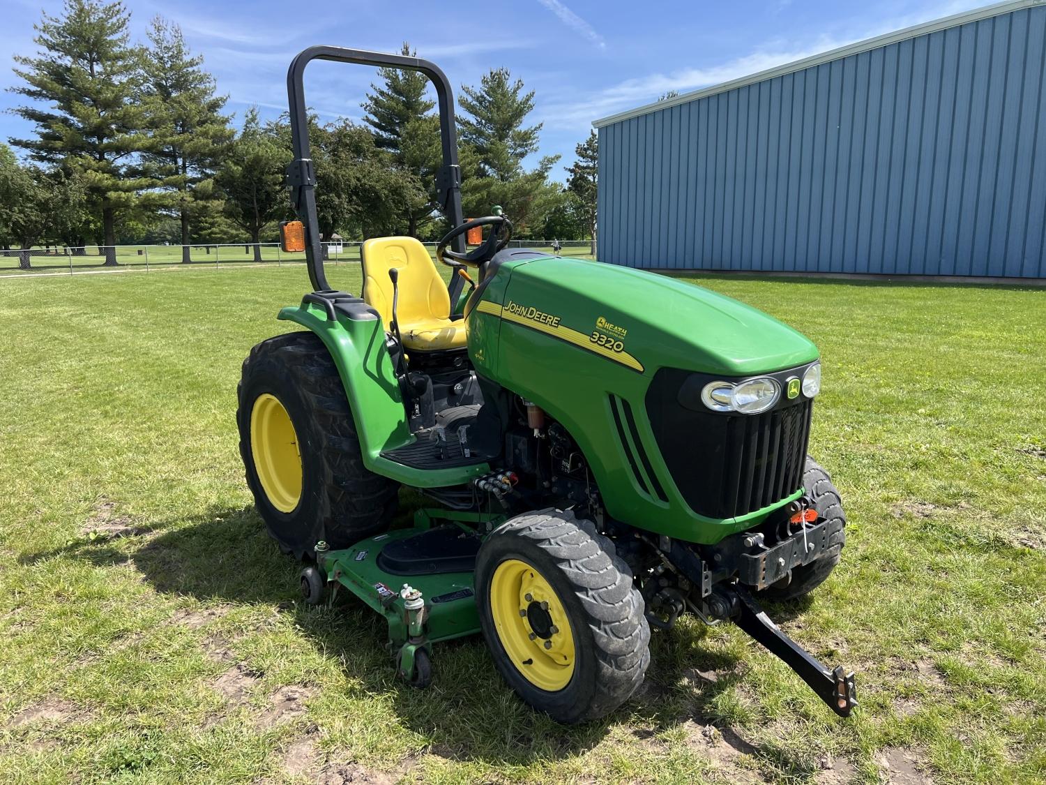 John Deere 3320 Tractor