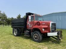 1995 Ford L-8000 Truck