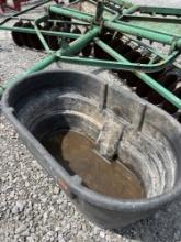 Rubbermaid 100 Gallon Stock Tank
