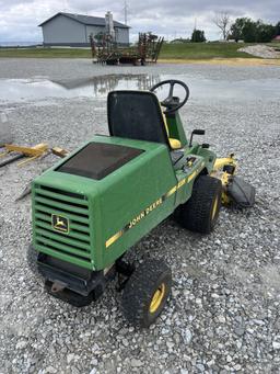 John Deere F725 Mower
