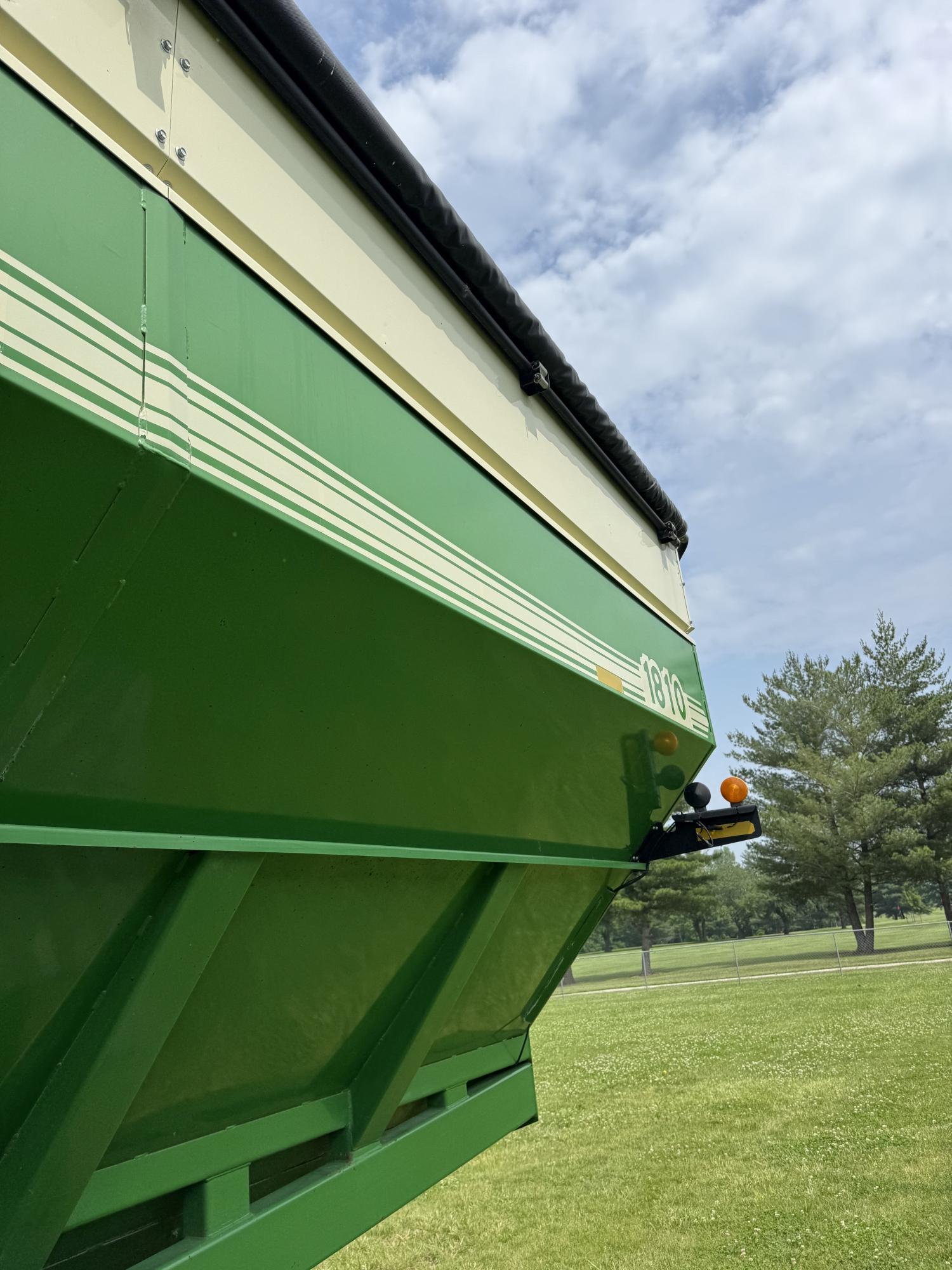 Killbros 1810 Grain Cart