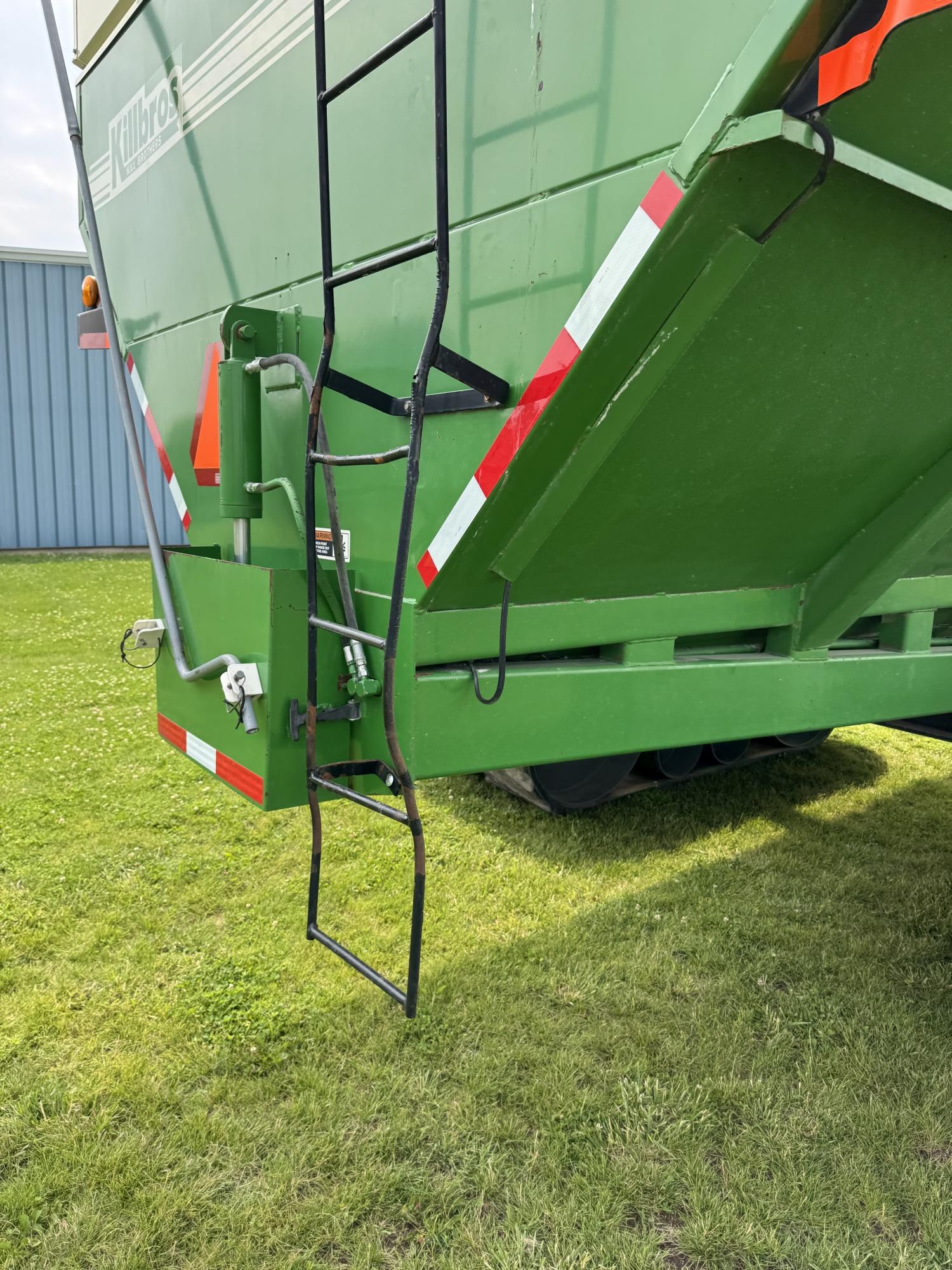 Killbros 1810 Grain Cart