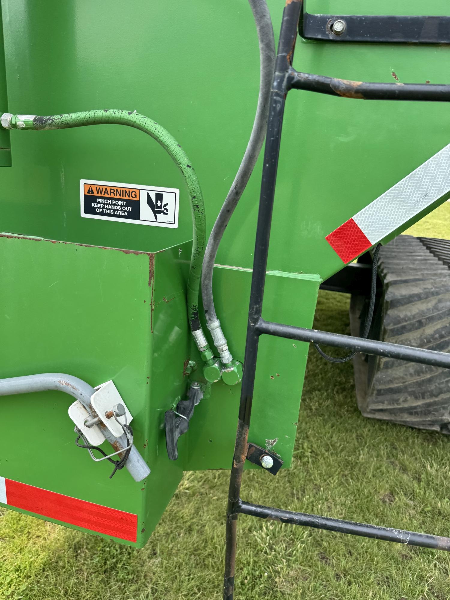 Killbros 1810 Grain Cart