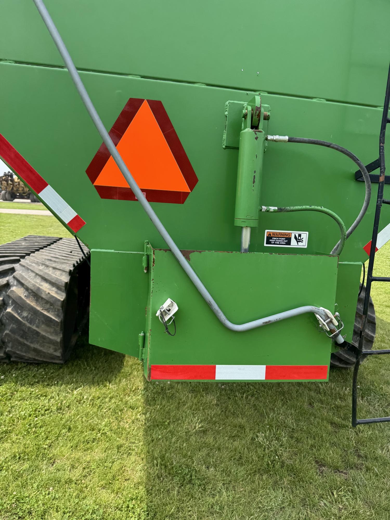 Killbros 1810 Grain Cart