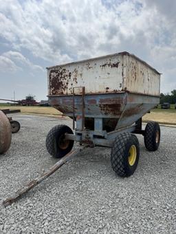 DMI Gravity Wagon