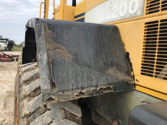 2005 Komatsu WA200-5L articulating wheel loader